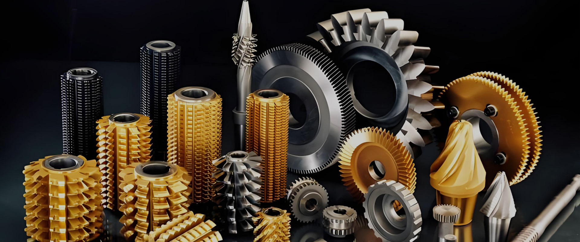 mm匠心、μｍ精度
